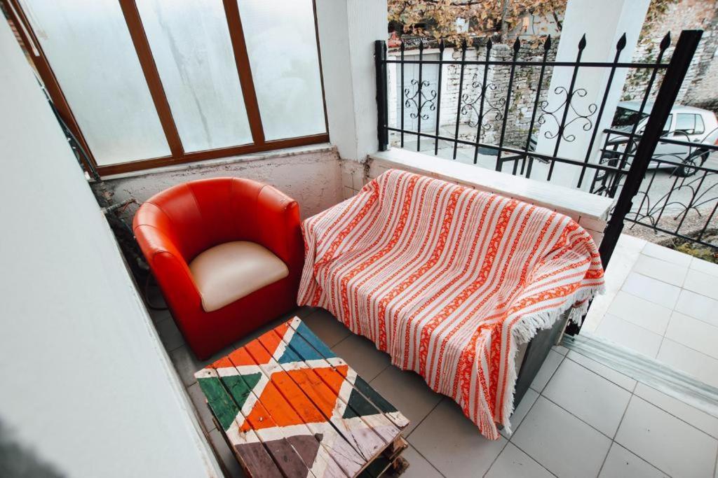 Bb Apartament Daire Gjirokastër Dış mekan fotoğraf