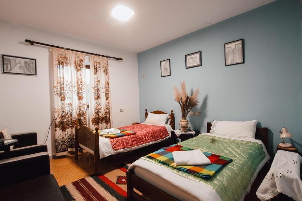 Bb Apartament Daire Gjirokastër Dış mekan fotoğraf