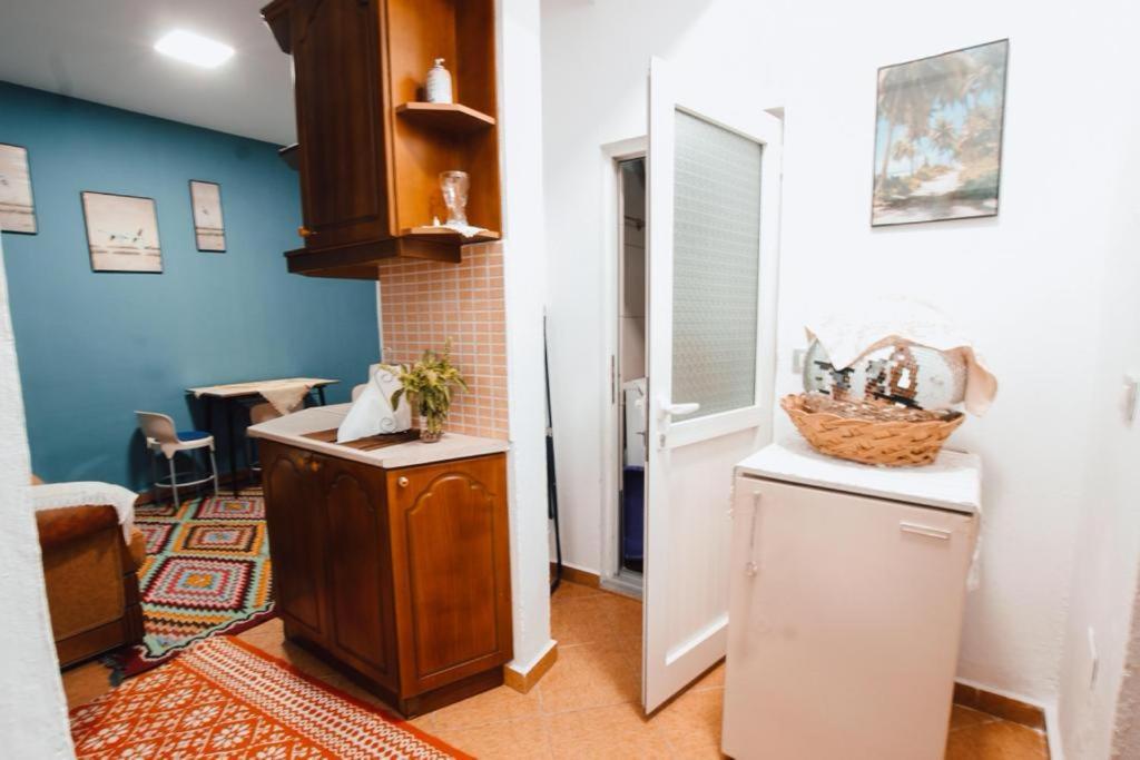Bb Apartament Daire Gjirokastër Dış mekan fotoğraf